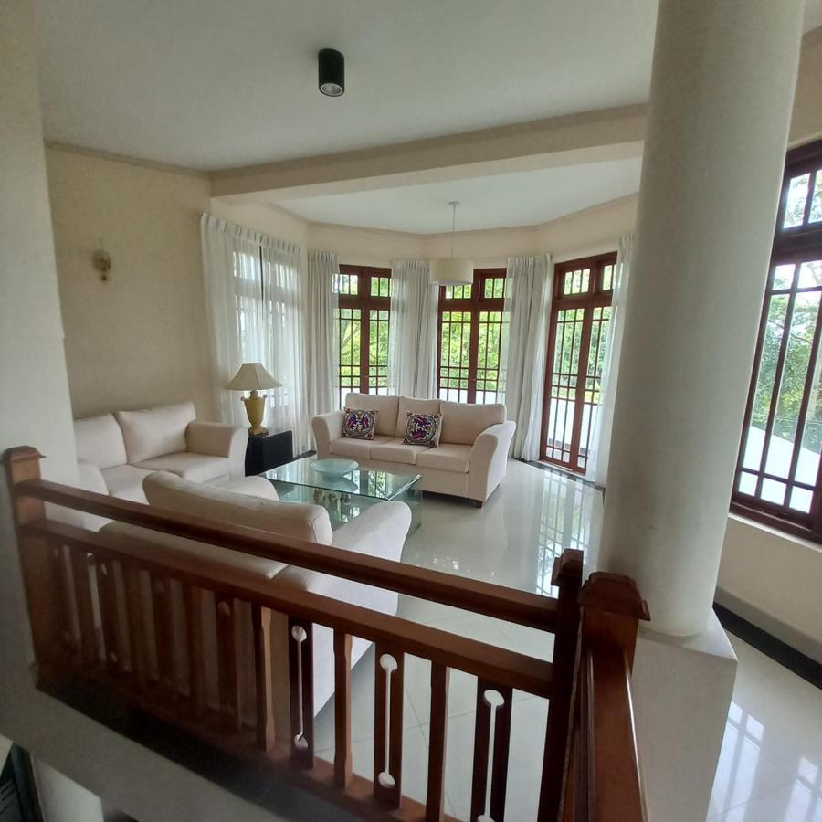 Crown Hills Kandy Inn エクステリア 写真